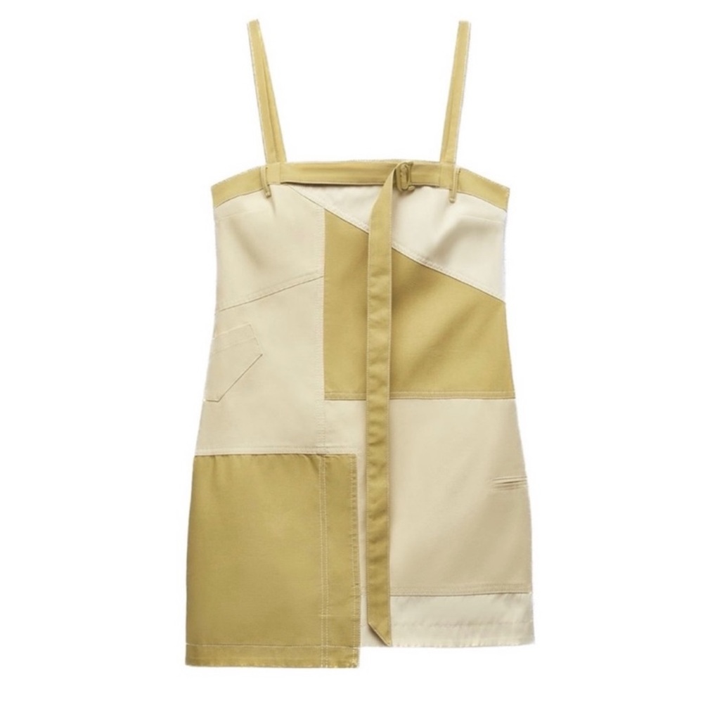 Patchwork Gabardine Dress, NWT
$98$98 Size: XL Lena Vie Boutique
(BOUTIQUE